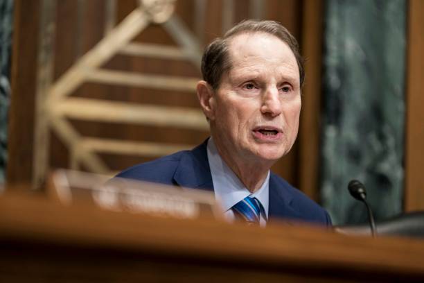 Ron Wyden