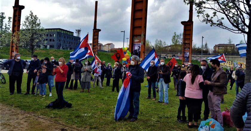 Giornata mondiale: cittadini dei cinque continenti contro il bloqueo statunitense di Cuba. A Torino una delle manifestazioni più importanti