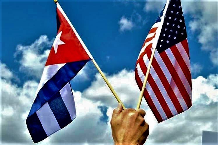 Bandiere Cuba e USA