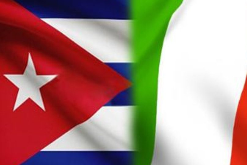 Bandiere Cuba Italia
