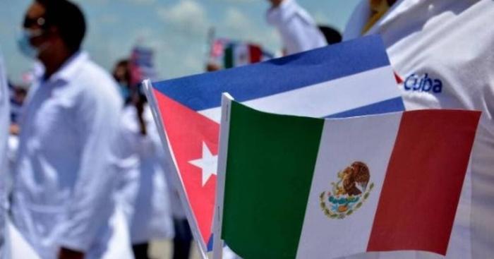 I medici cubani in Messico contribuiscono a completare la copertura sanitaria