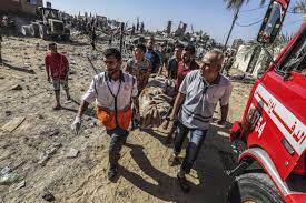 L’esercito israeliano sta inasprendo i raid aerei in preparazione dell’offensiva di terra. È un genocidio che avviene sotto i nostri occhi. Questa non è guerra contro Hamas, ma contro la popolazione civile palestinese. Fermatevi. Fermateli. Fermiamoli.