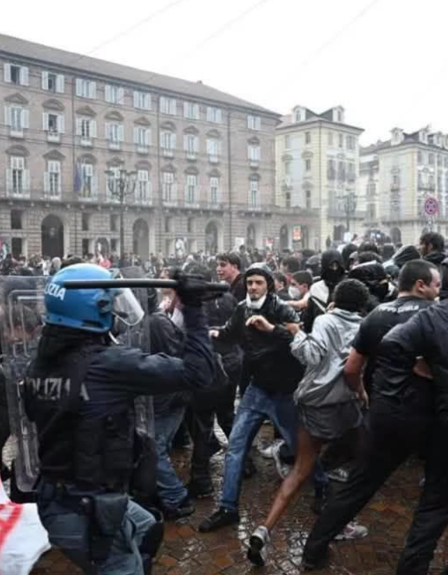 scontri a Torino